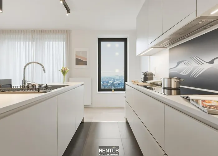 O Searys - Stylish With Stadium View In Apartman