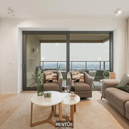 O Searys - Stylish With Stadium View In アパート *